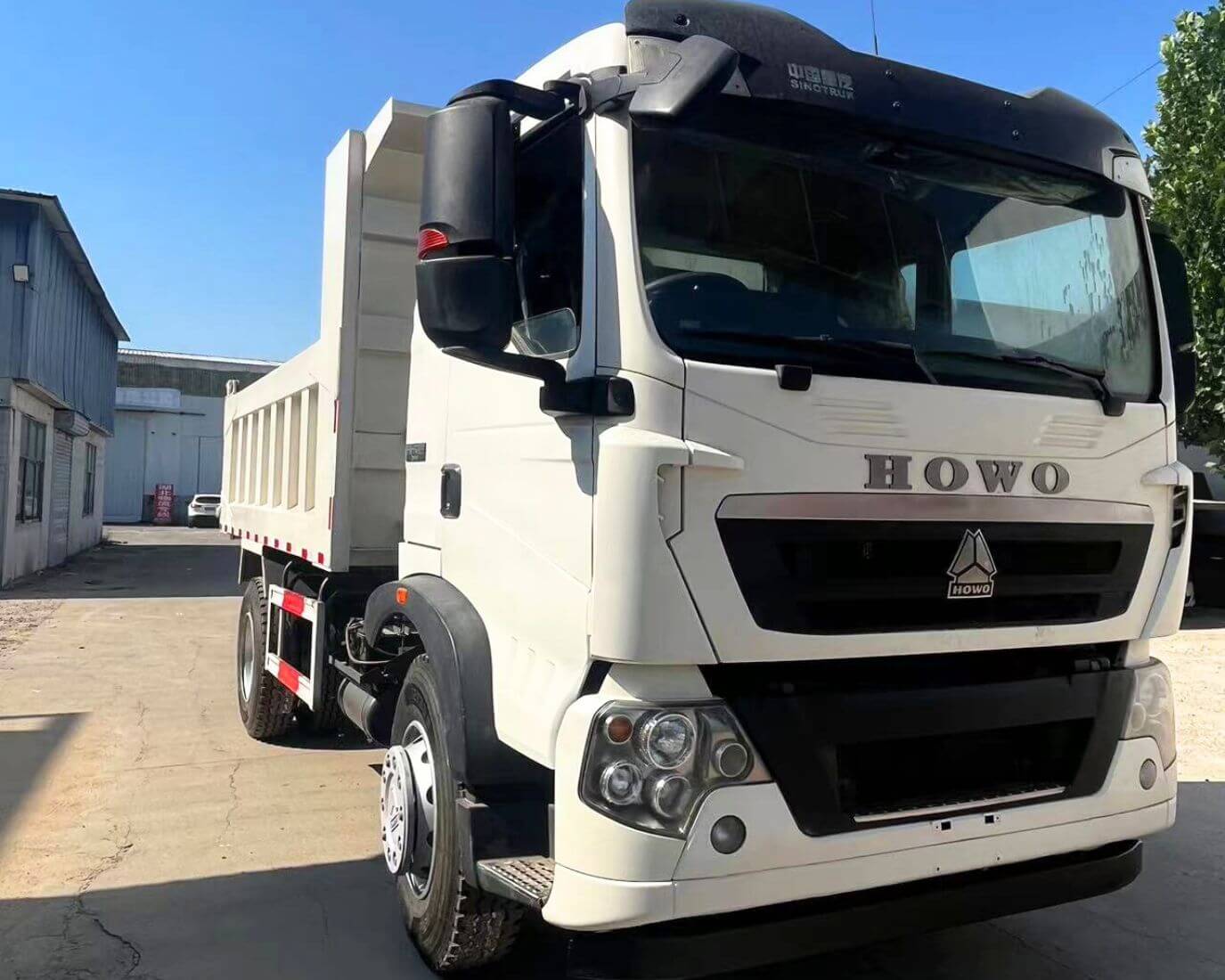 HOWO 4×2 грузовик 1000x800 - Sinotruks