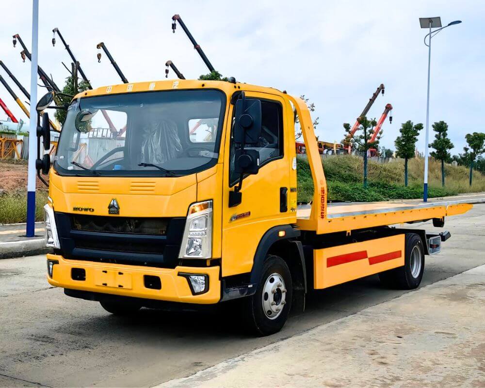 Легкий эвакуатор HOWO 1000x800 - Sinotruks